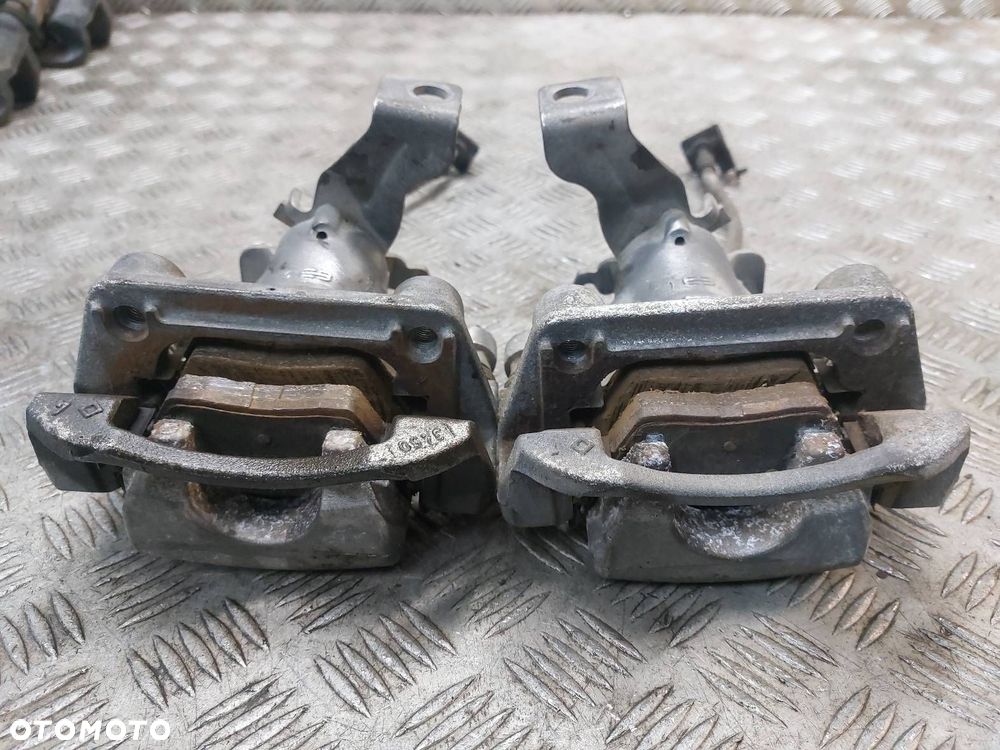 TARCZE HAMULCOWE TYŁ + ZACISKI KIA CEED III - 12