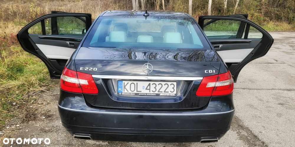 Mercedes-Benz Klasa E 220 CDI BlueEff Avantgarde - 4