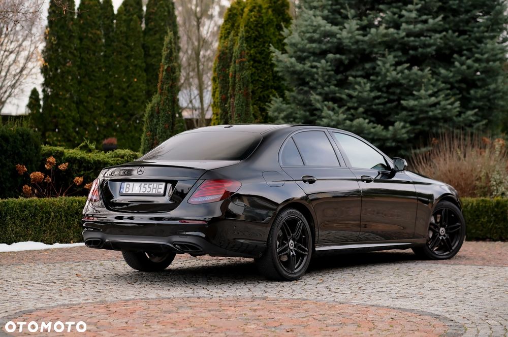 Mercedes-Benz Klasa E 300 9G-TRONIC - 5