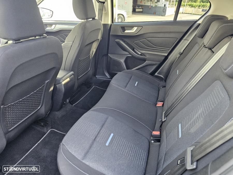 Ford Focus - 19