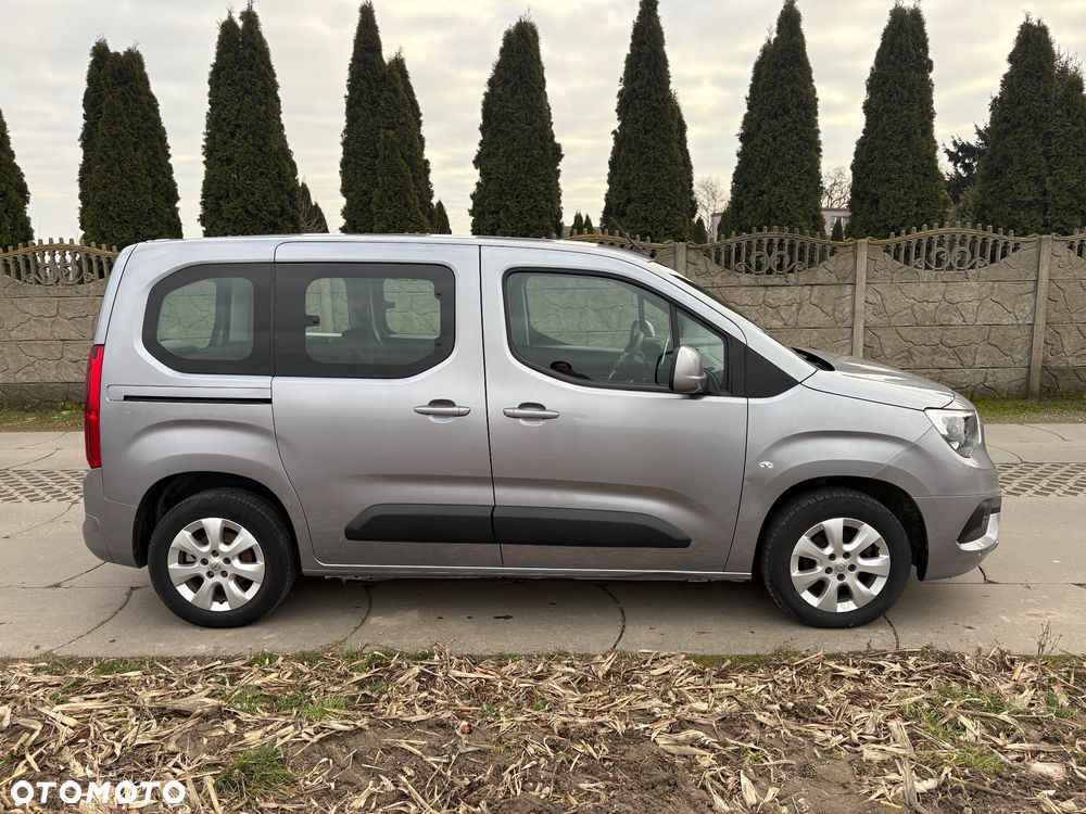 Opel Combo 1.2 Turbo Elite S&S - 8