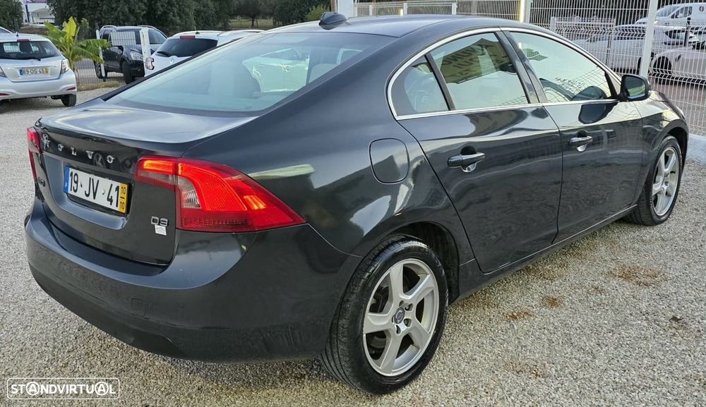 Volvo S60 2.0 D3 Kinetic Start/Stop - 4