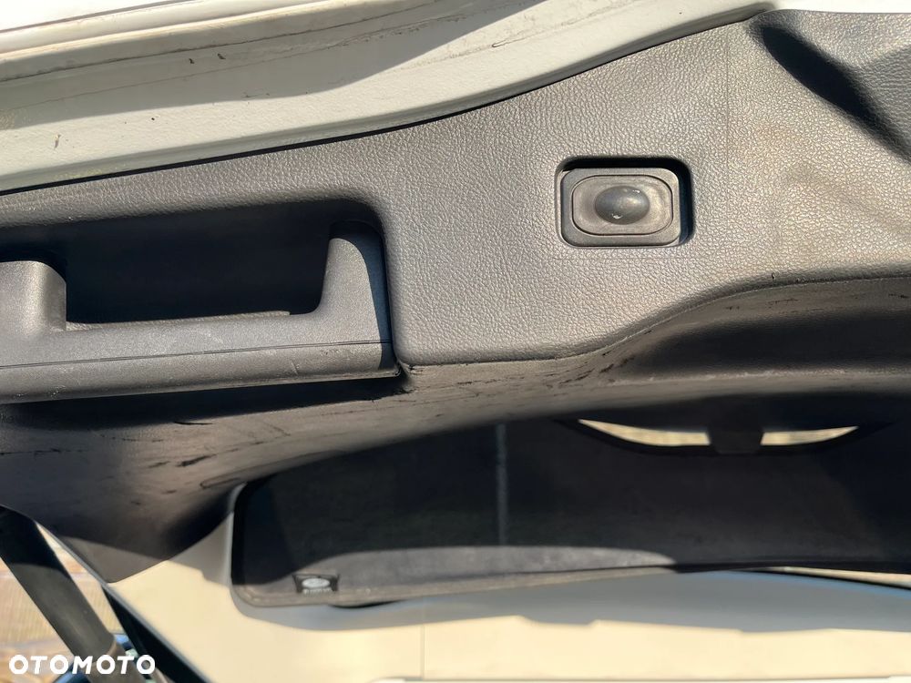 Ford Mondeo 2.0 TDCi STart-Stopp Titanium - 19