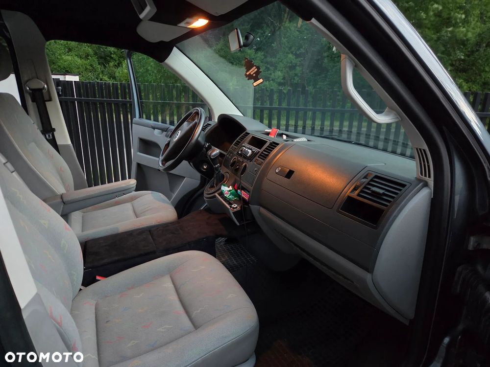Volkswagen Transporter - 12
