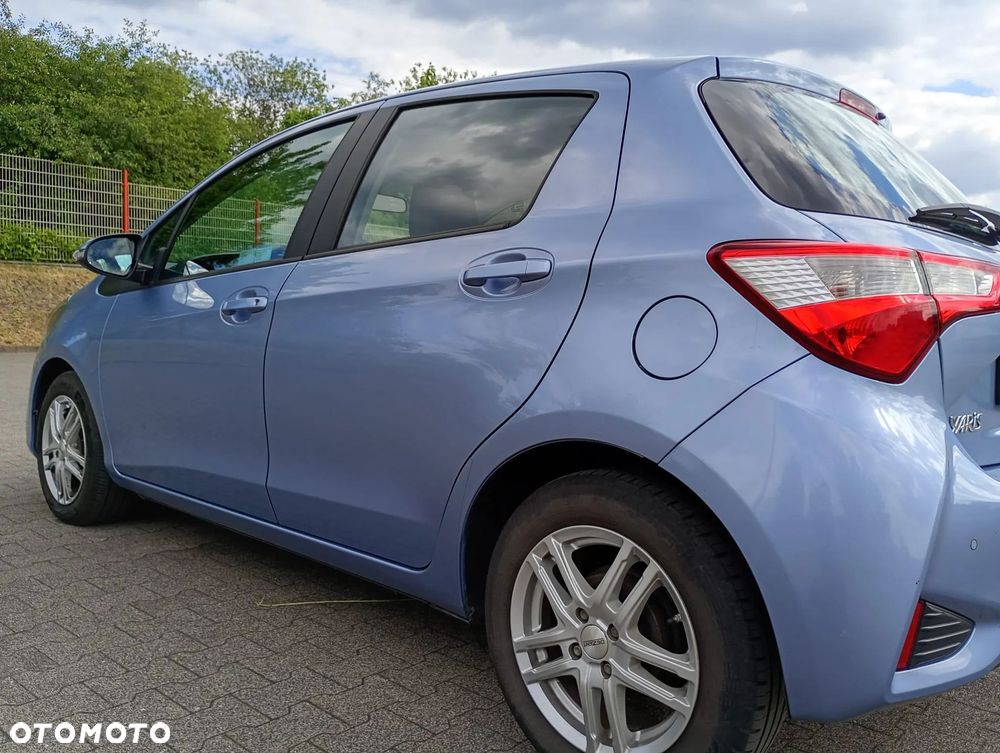 Toyota Yaris 1.0 Active - 11