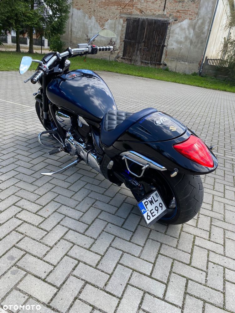 Suzuki Intruder - 6
