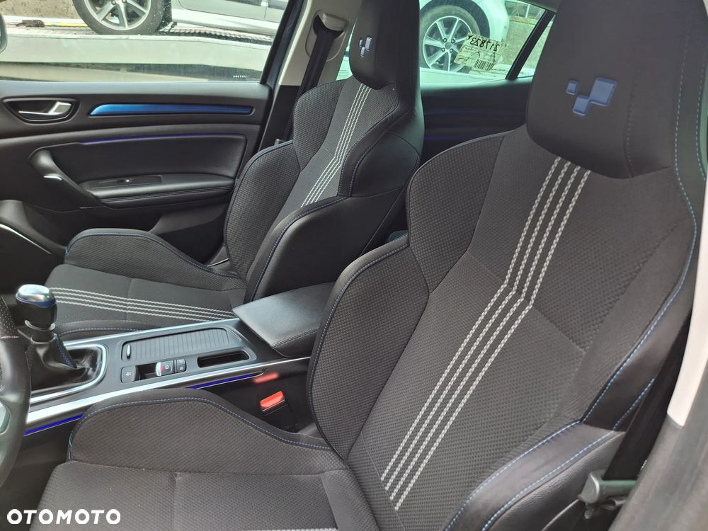 Renault Megane ENERGY dCi 130 GT LINE - 23