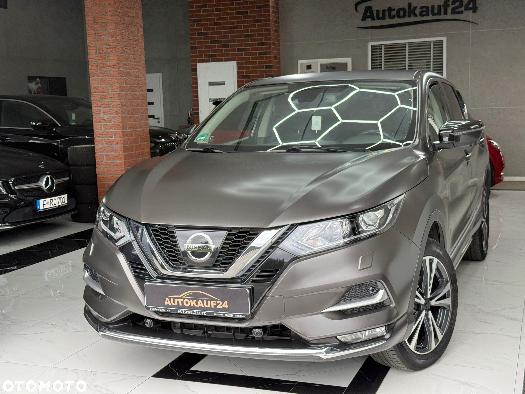 Nissan Qashqai 1.6 DIG-T N-Connecta - 6