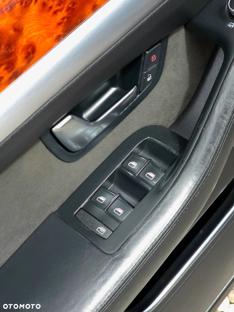 Audi A8 4.2 TDI DPF Quattro - 39