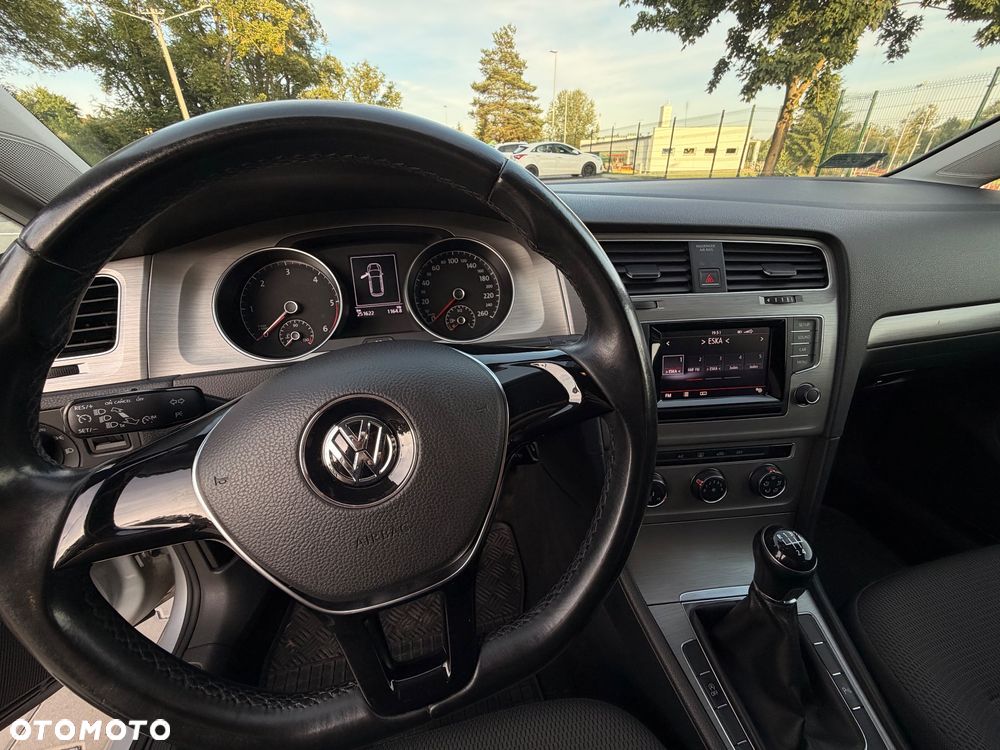 Volkswagen Golf 1.6 TDI BMT Comfortline - 13