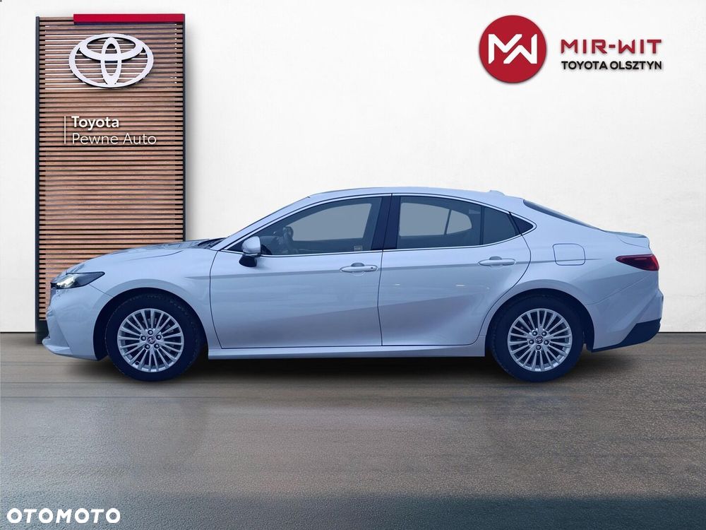 Toyota Camry - 6