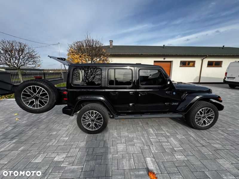 Jeep Wrangler - 4