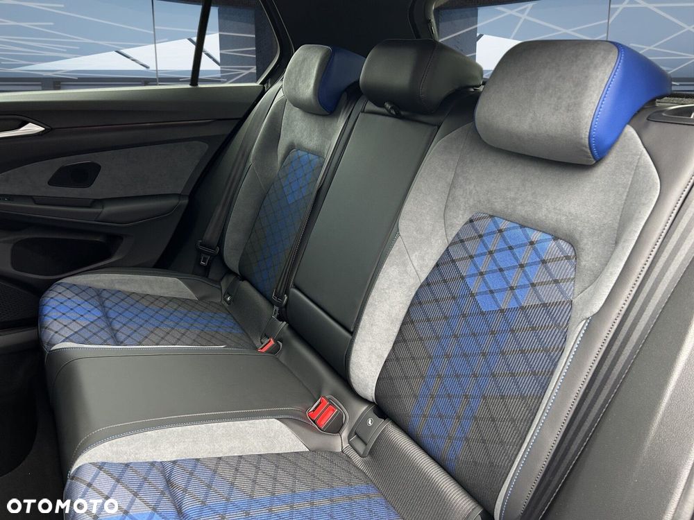 Volkswagen Golf - 7