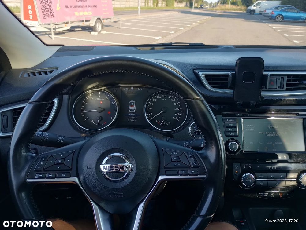 Nissan Qashqai 1.3 DIG-T N-CONNECTA - 11