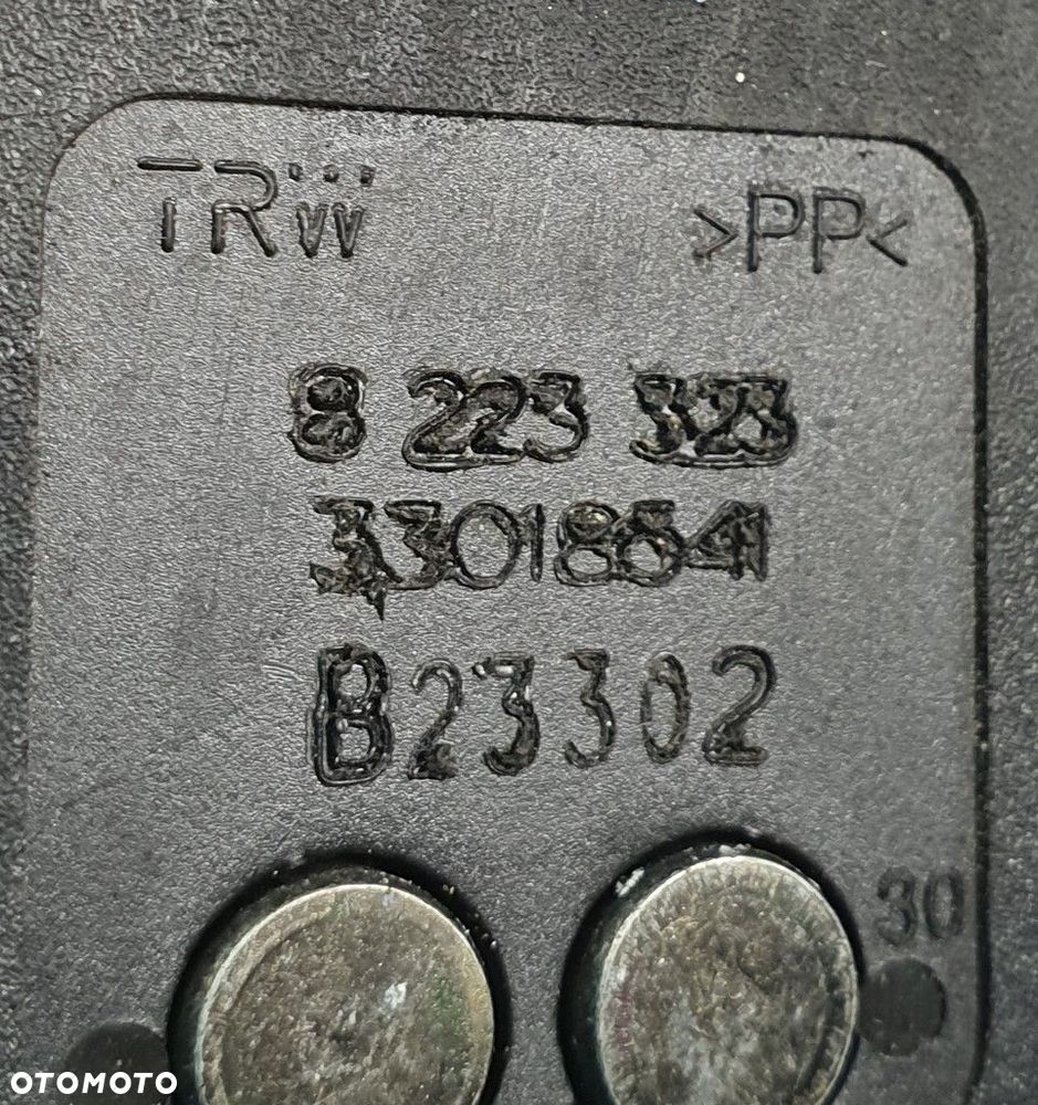 ZAPINKA PASA LEWY TYŁ BMW 7 E65 8223323 - 4