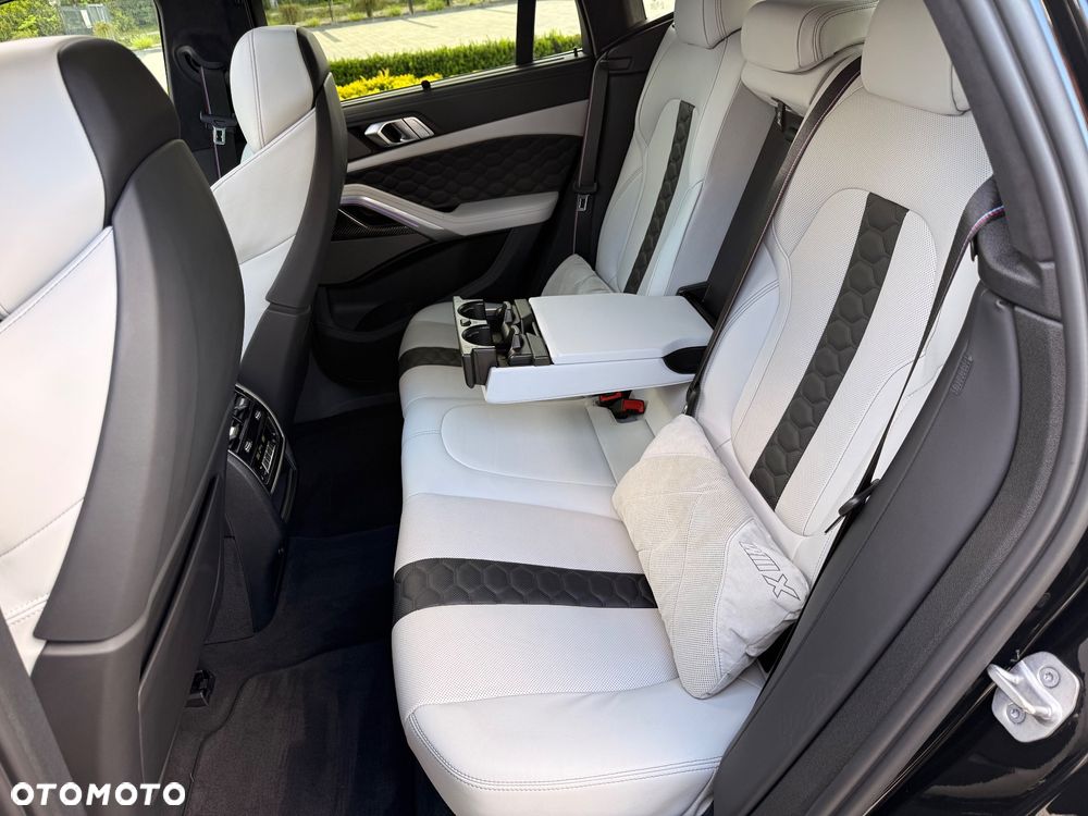 BMW X6M M - 19