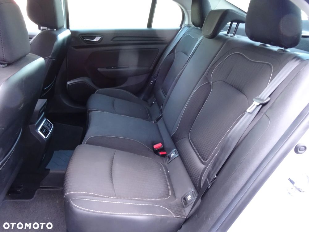 Renault Megane 1.5 dCi Intens - 12