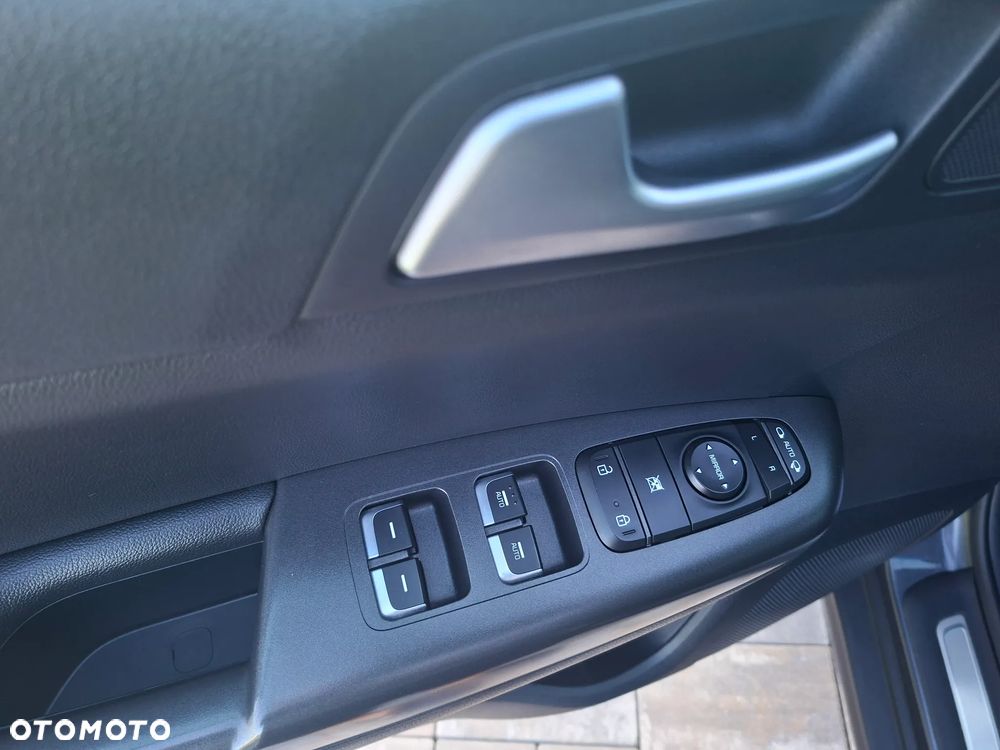 Kia Sportage - 19