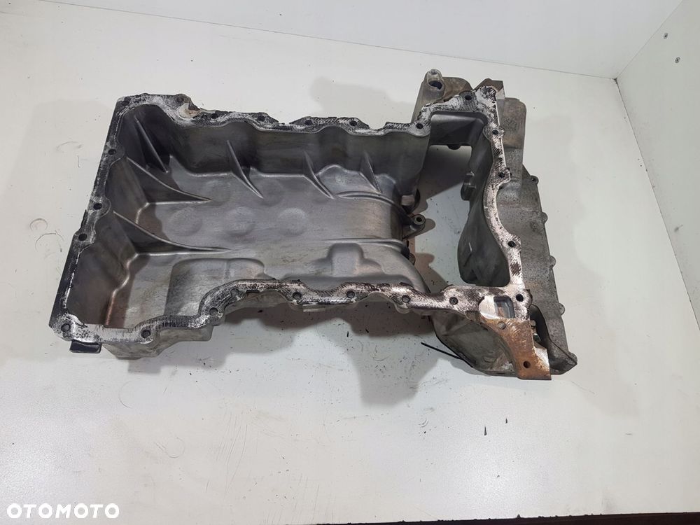 miska oleju 2129f grand cherokee wk2 3.0 crd vm63d - 2