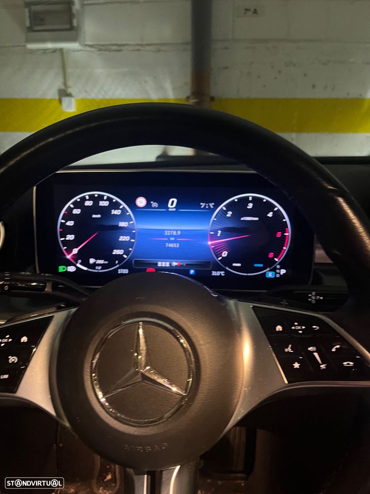 Mercedes-Benz C 220 d Avantgarde — fotografia 4
