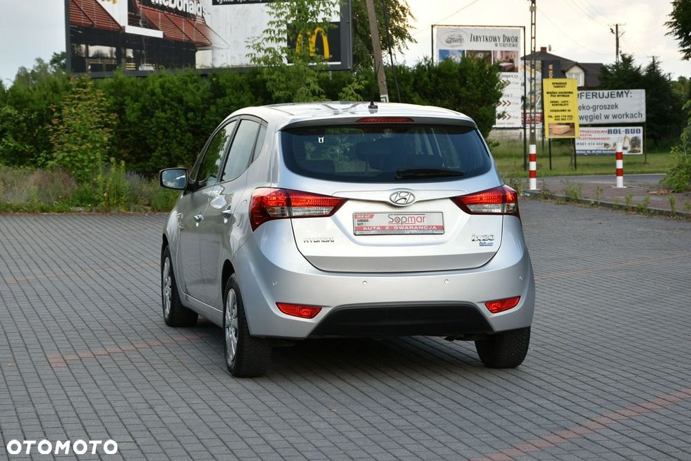 Hyundai ix20 - 18