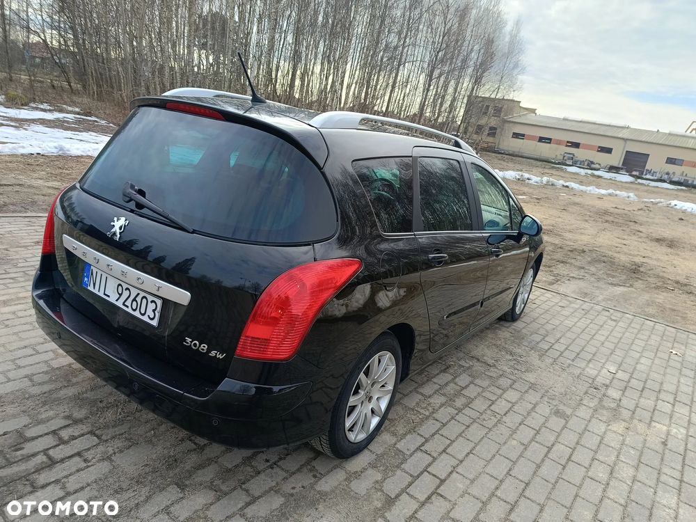 Peugeot 308 HDi FAP 140 Business Line Niveau 2 - 3