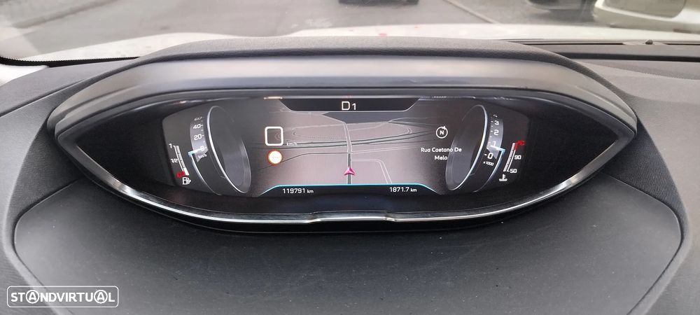 Peugeot 3008 BlueHDi 130 Stop & Start EAT8 Allure - 8