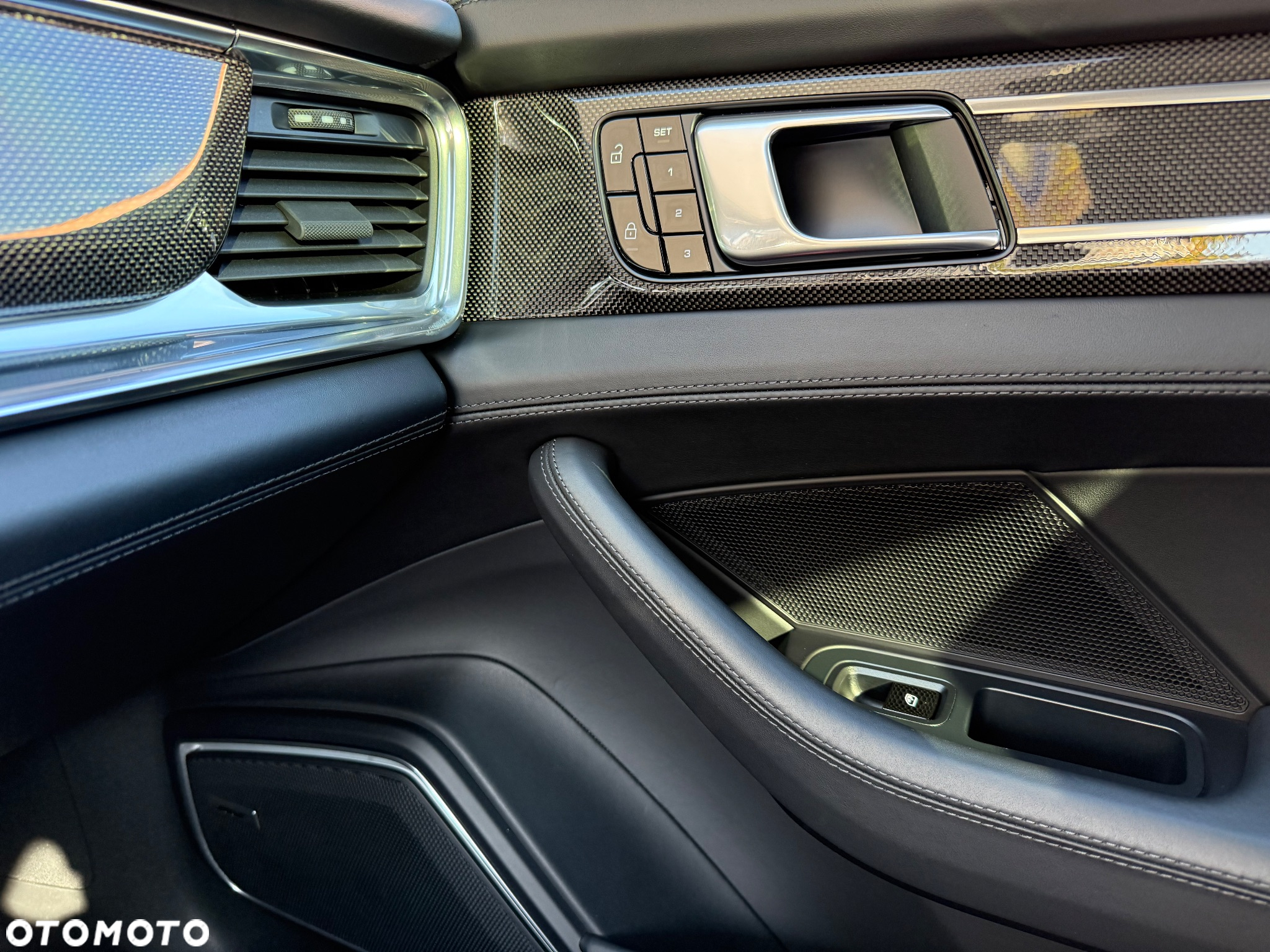 Porsche Panamera 4S E-Hybrid - 14