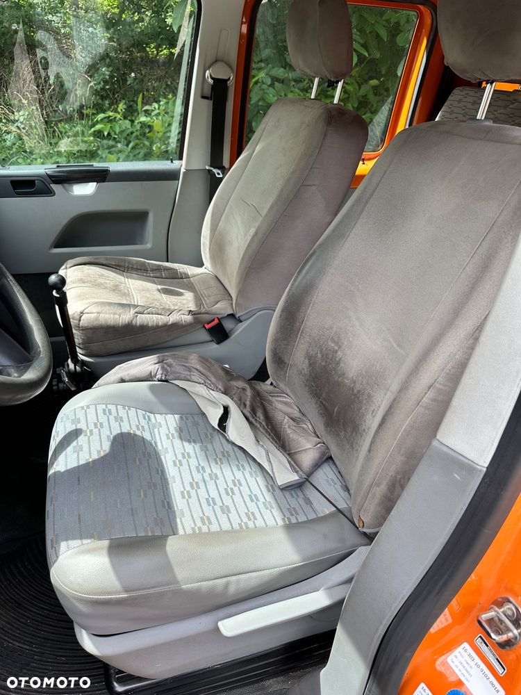 Volkswagen Transporter - 16