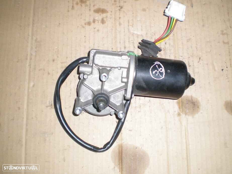 Motor Limpa Vidros Frente 404518 A2038200342 MERCEDES W203 2003 VALEO MERCEDES W203 2002 C220CDI 143CV 5P CINZA VALEO MERCEDES W203 2000 C220CDI 143CV 4P PRETO VALEO - 1