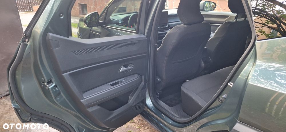 Dacia Duster 1.6 Full Hybrid 140 Journey MMT - 30