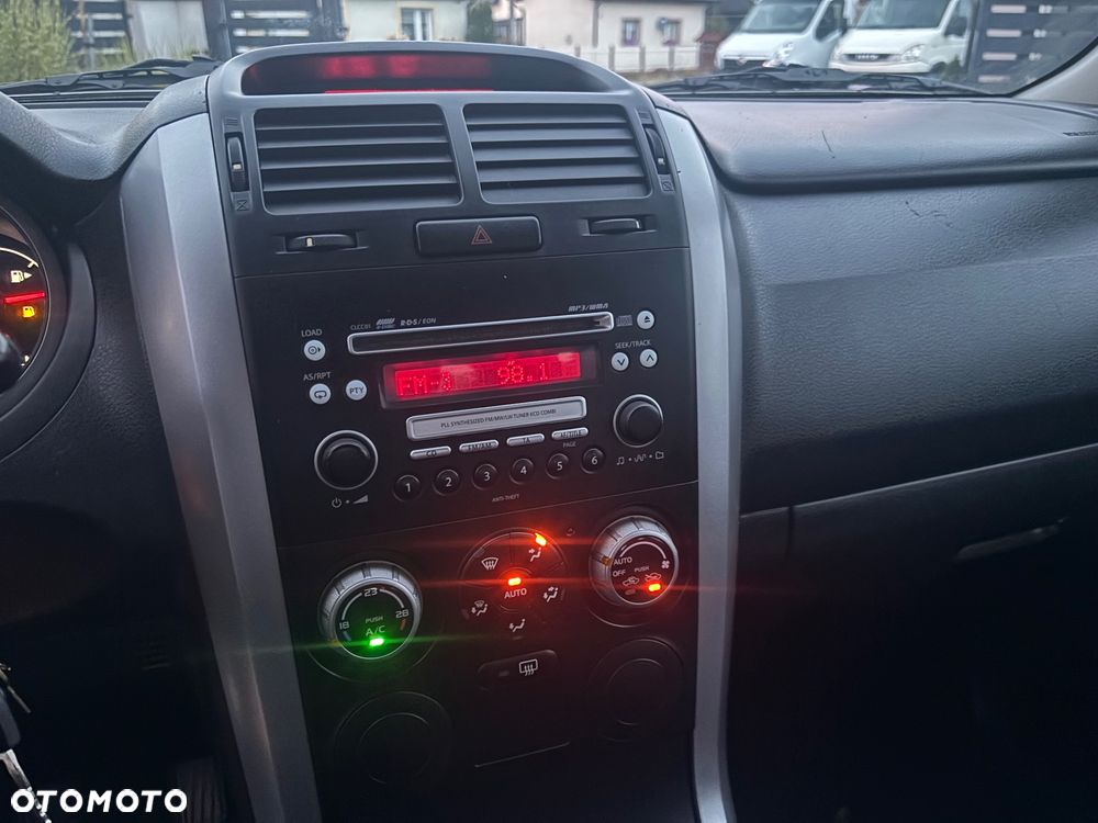 Suzuki Grand Vitara - 13