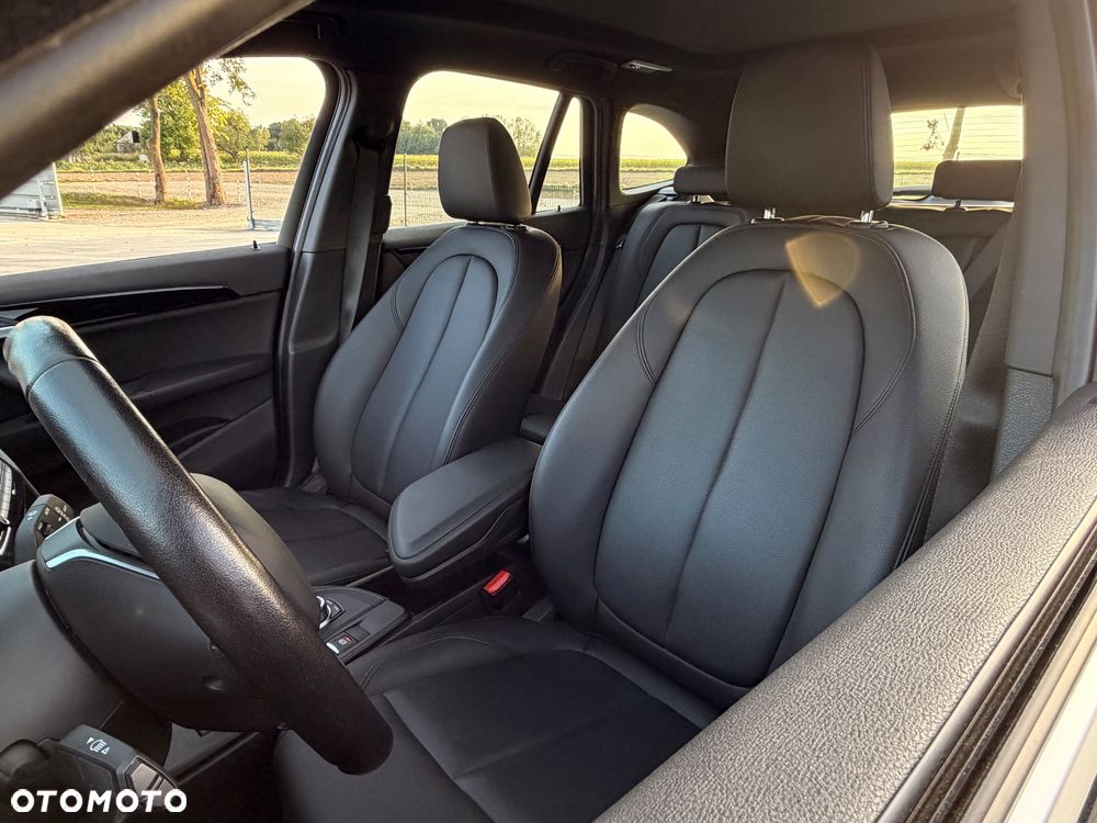 BMW X1 xDrive25i xLine - 14