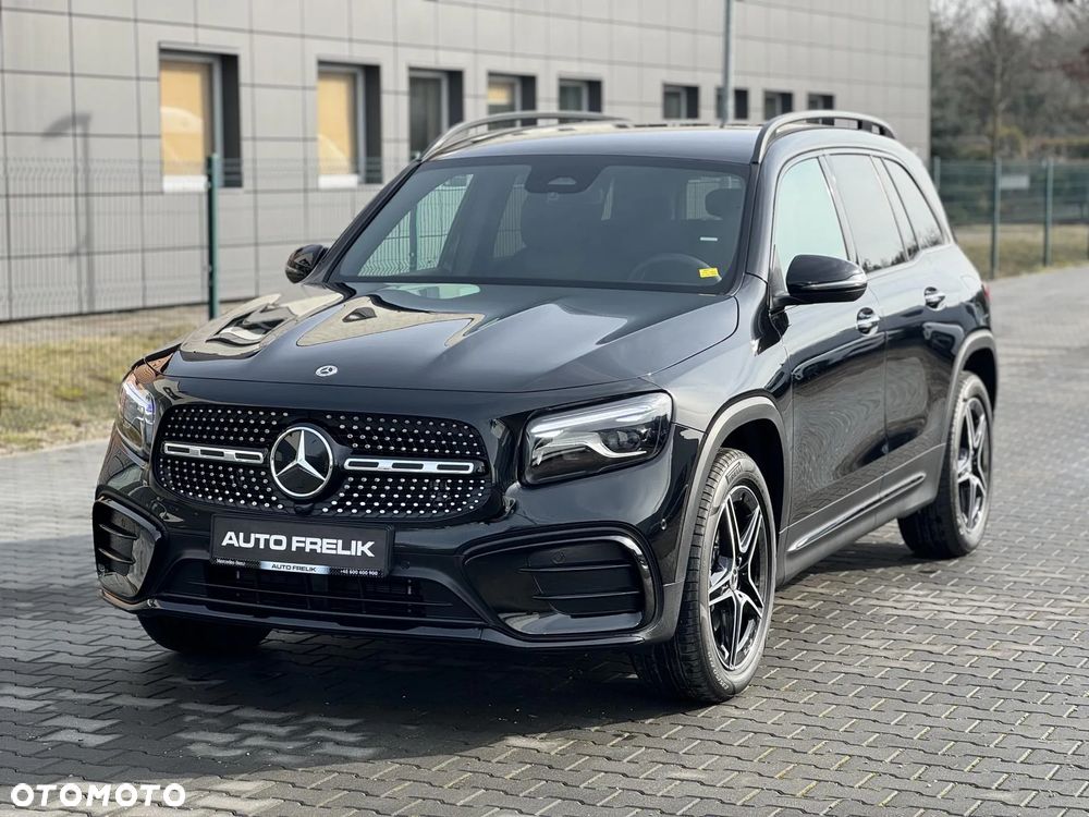 Mercedes-Benz GLB 200 AMG Line 7G-DCT - 3