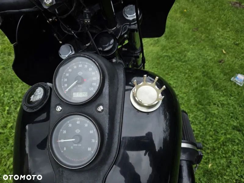 Harley-Davidson Dyna Low Rider - 14