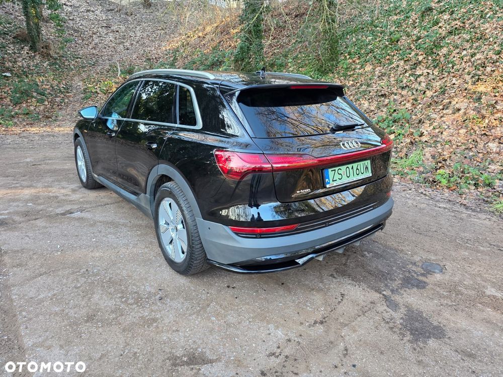 Audi e-tron - 5