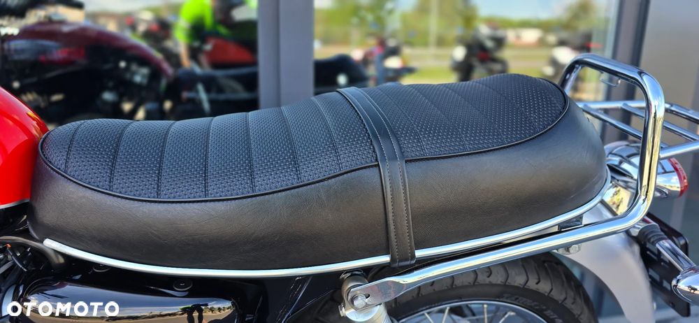 Triumph Bonneville - 36