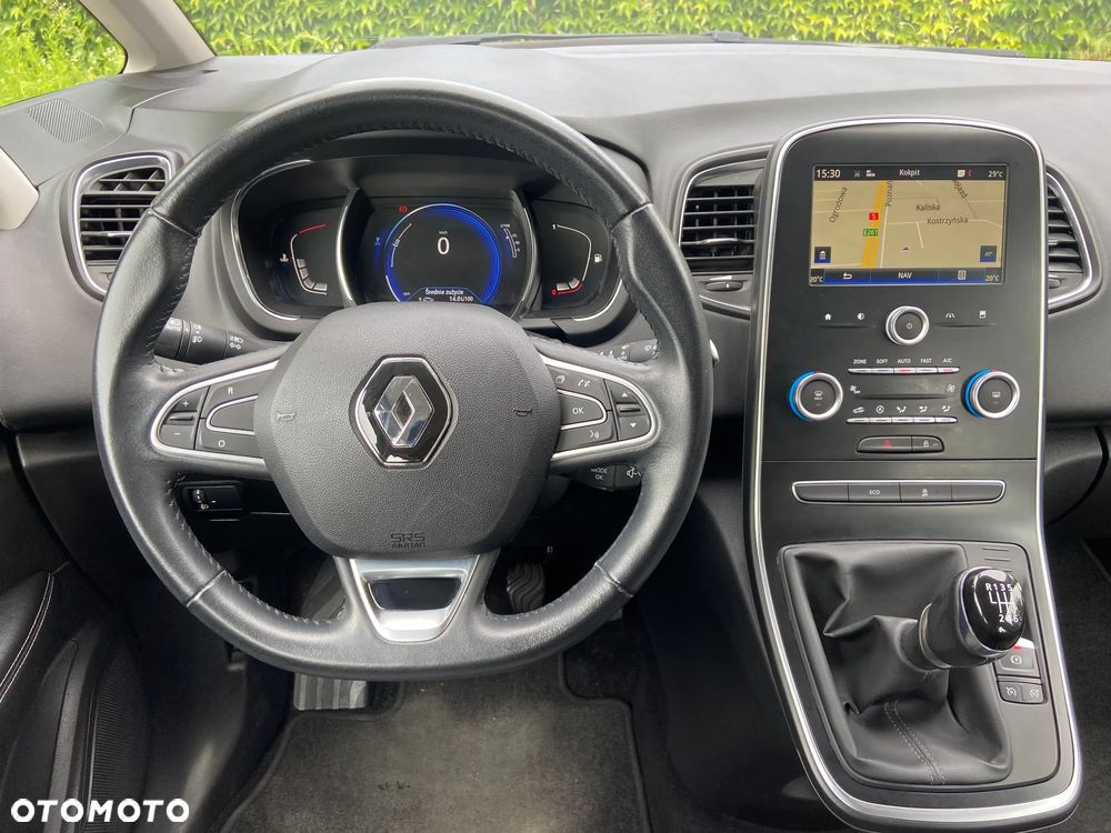 Renault Scenic - 26