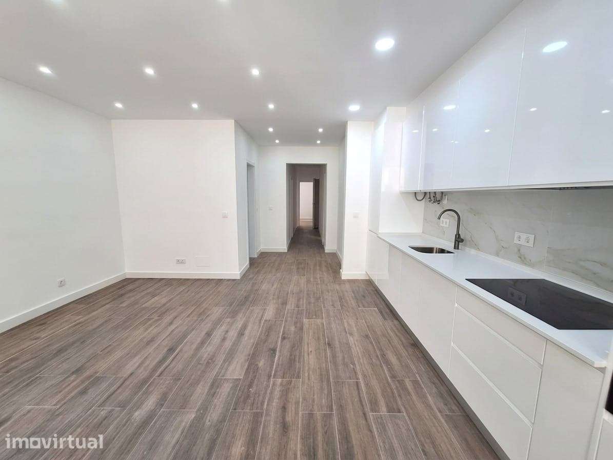 Apartamento junto ao metro da Amadora Este - Grande imagem: 3/21