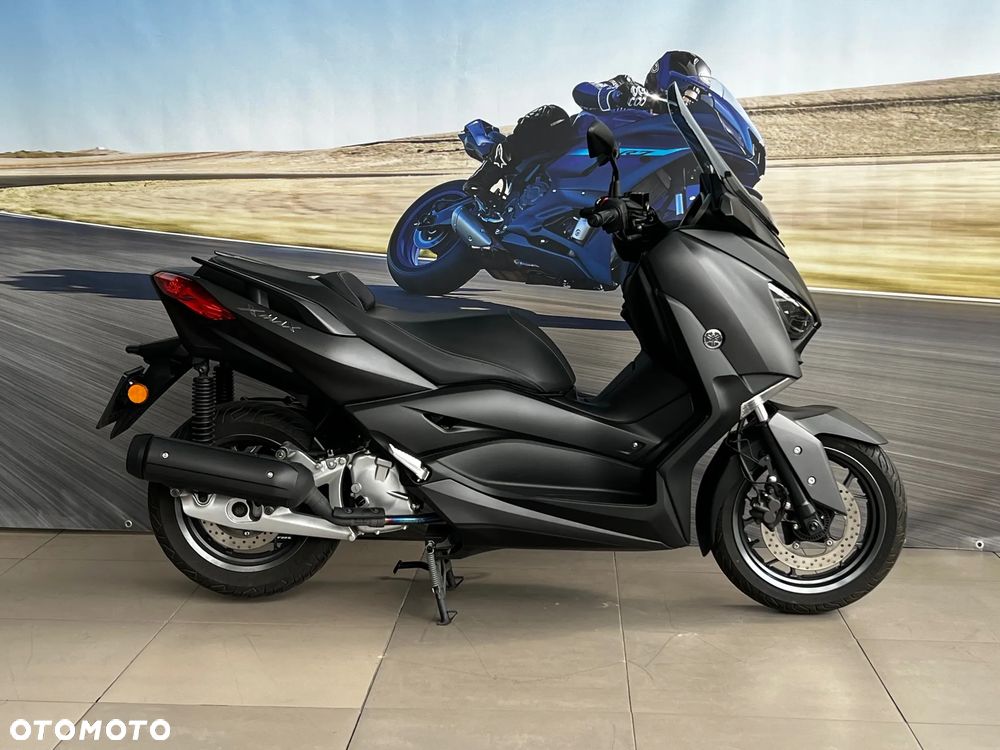 Yamaha X-max - 9