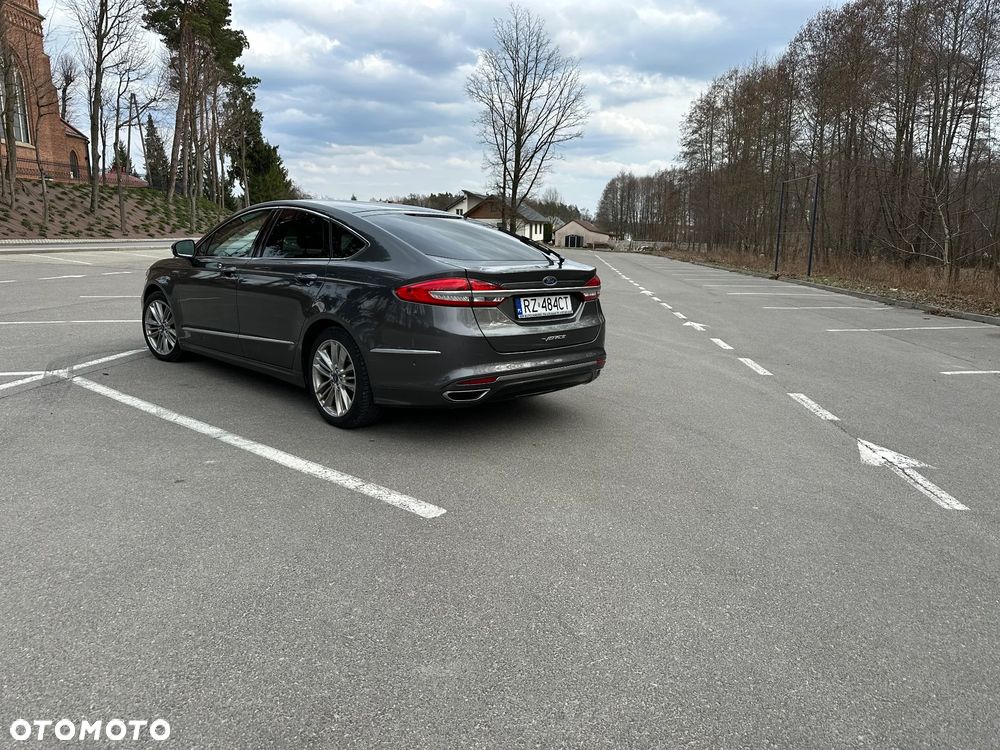 Ford Mondeo 2.0 EcoBlue Vignale - 4