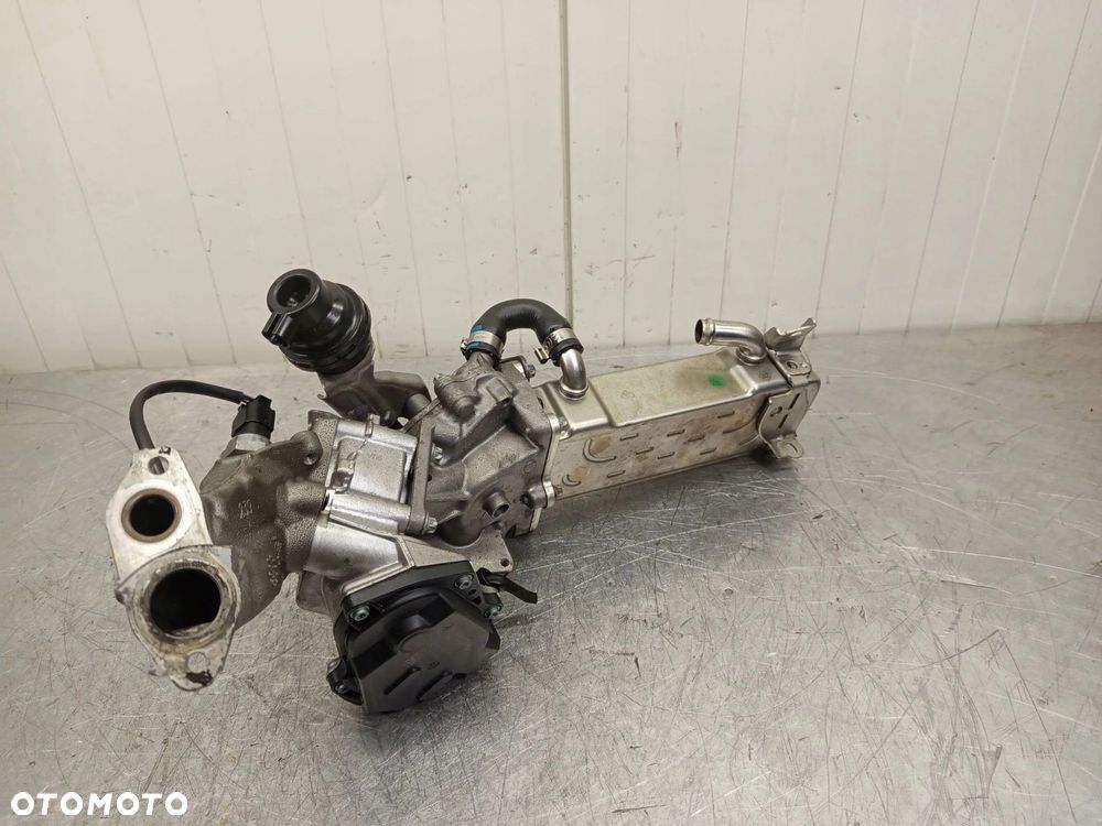 Chłodnica Zawór EGR Mercedes-Benz C W203 2.2 CDI A6511420067 - 9