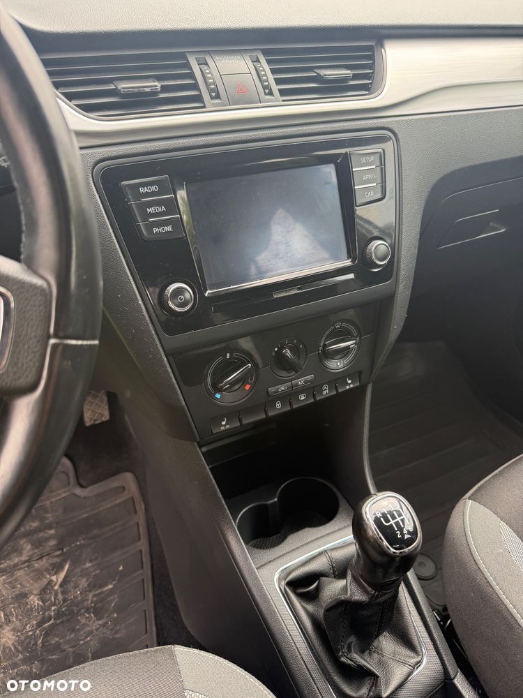 Skoda RAPID - 17