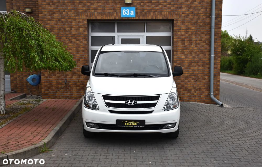 Hyundai H-1 2.5 CRDi Travel Comfort - 29