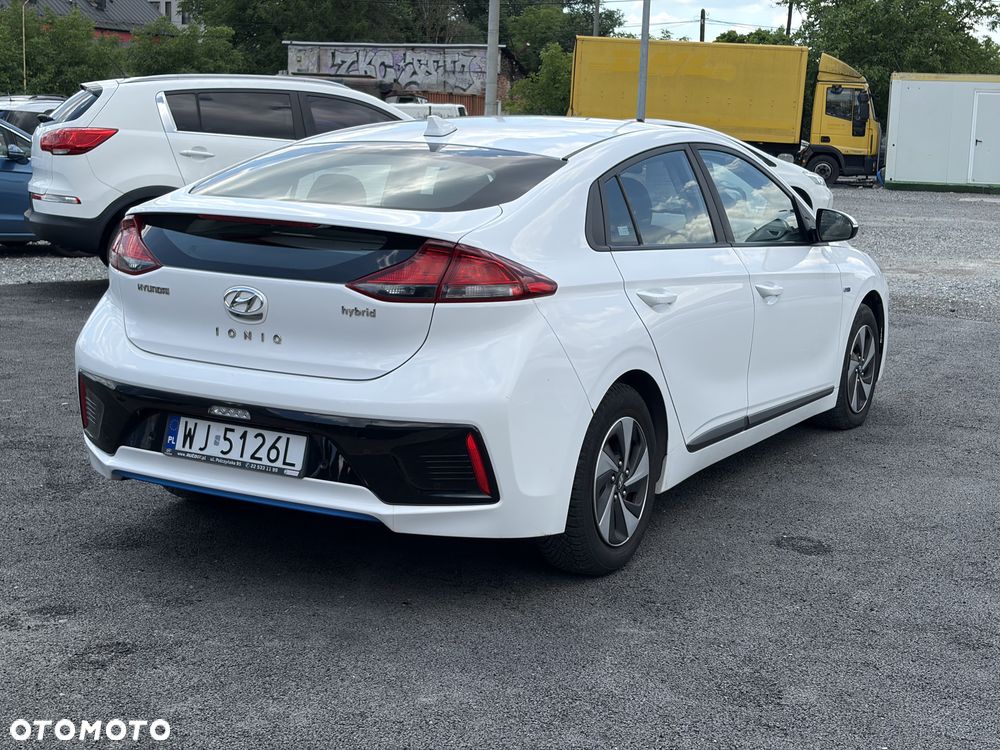 Hyundai IONIQ - 5