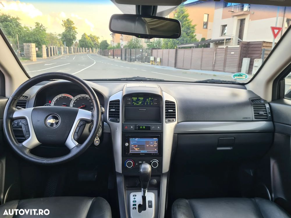 Chevrolet Captiva 2.0 4WD 7 Sitzer Automatik LT - 13