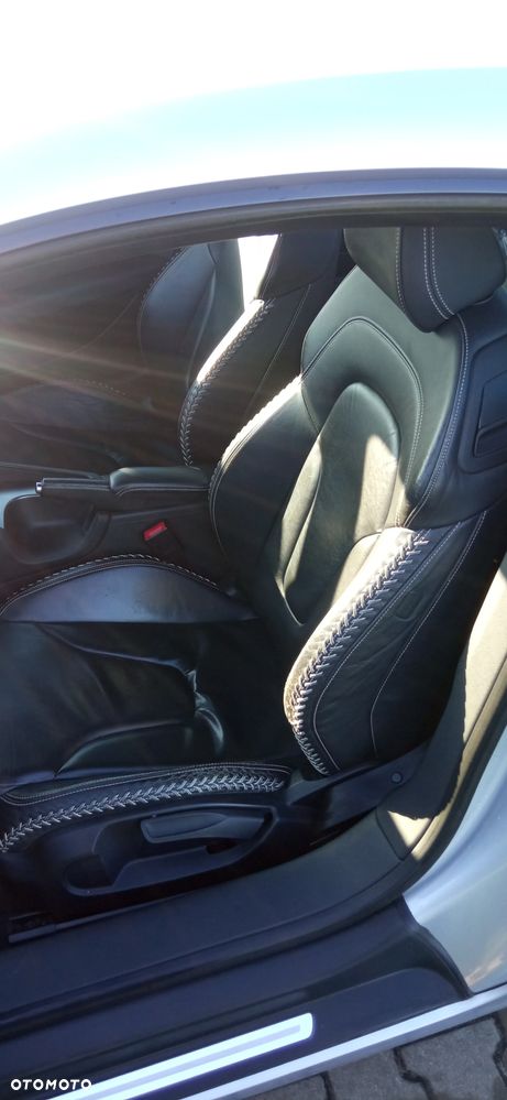 Audi TT Coupé 2.0 TDI quattro - 11