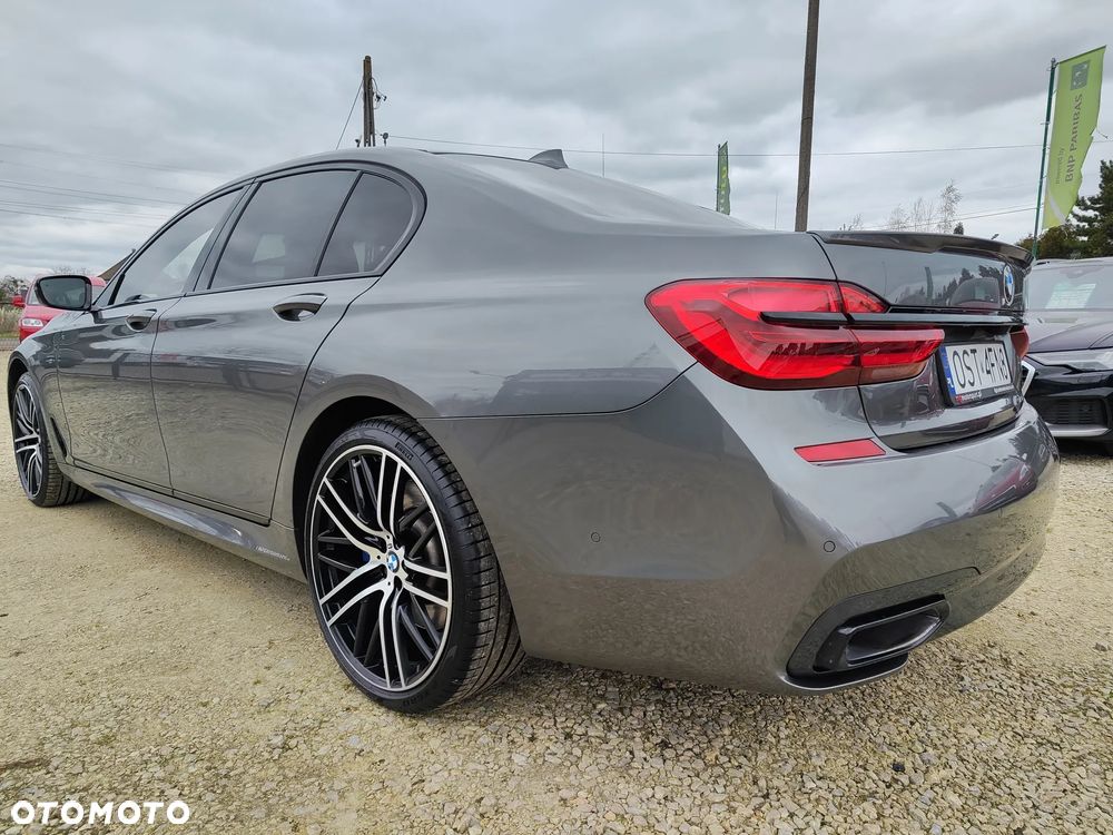 BMW Seria 7 740d xDrive sport - 6