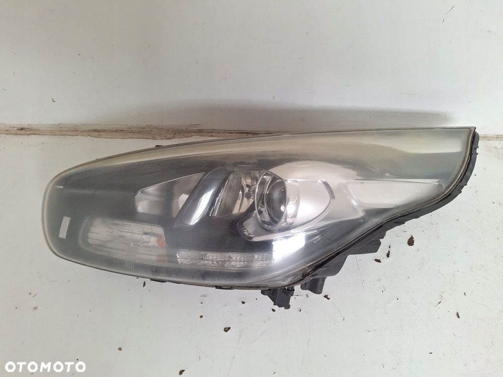 lampa reflektor lewy przod soczewka led kia carens iv 2013- europa - 1
