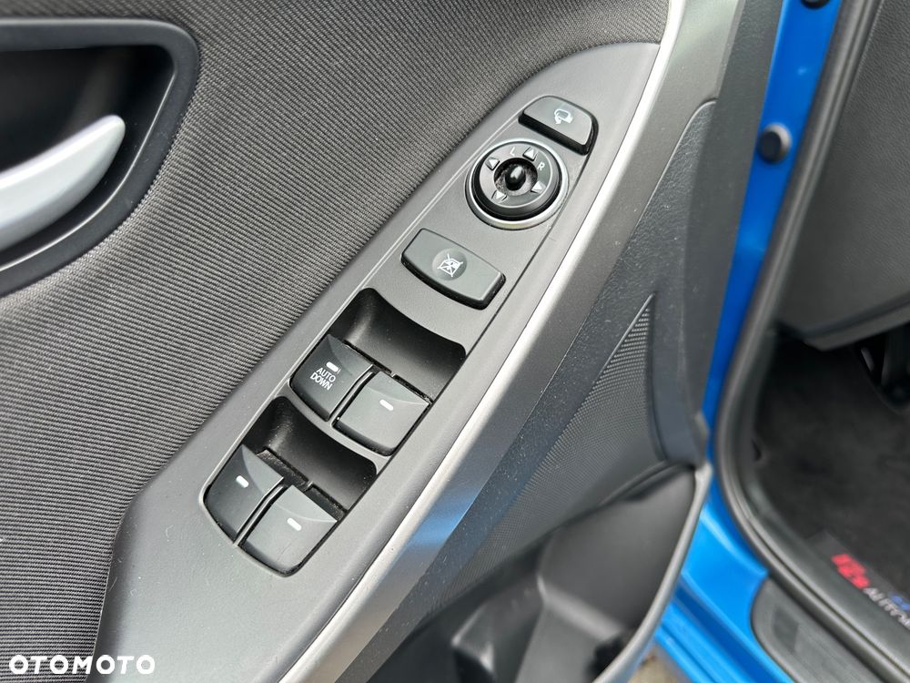 Hyundai i30 Kombi 1.6 GDi DCT Premium - 28